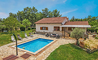Villas & Homes with Private Pool